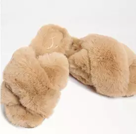 Jeane Slipper in Camel Plush